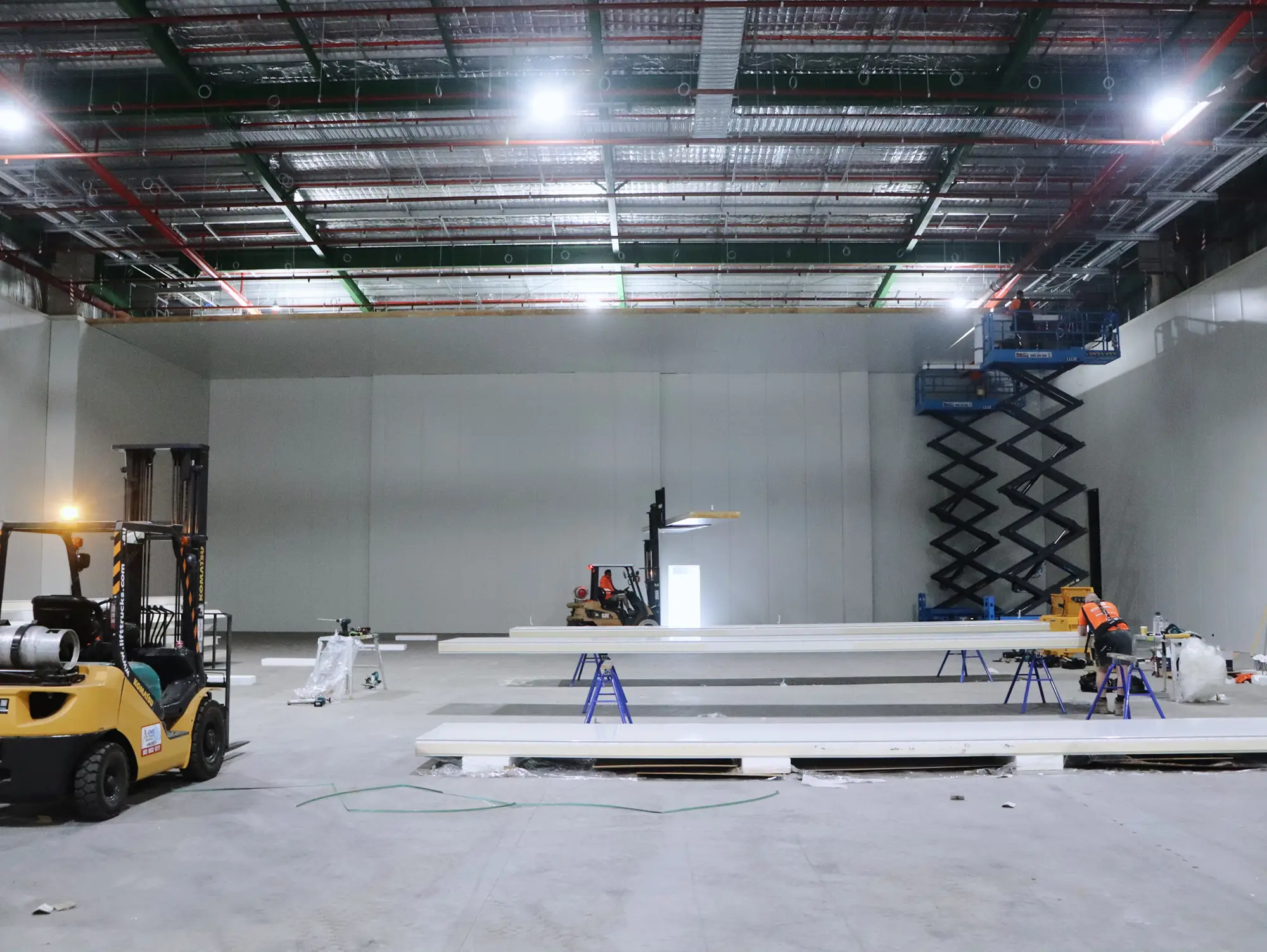 Sydney Markets Homebush cold storage project, panel installation photo 10